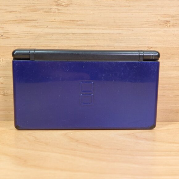 Nintendo DS Lite | Authentic | Includes Stylus + Charger | Tested - Picture 2 of 11